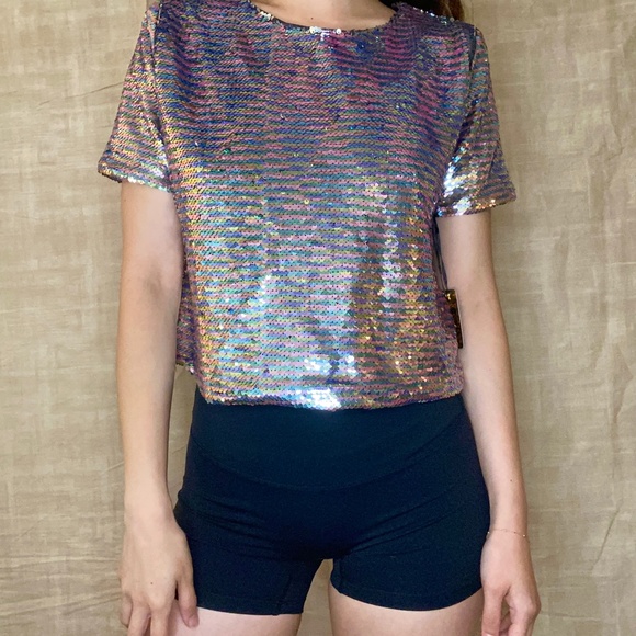Sequins Boxy Crop Top - Picture 5 of 7